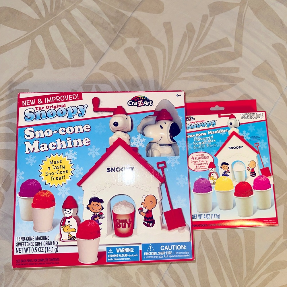 Snoopy Sno-Cone Machine and refill pack